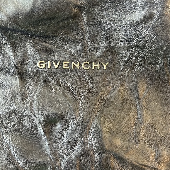 Givenchy Sugar Goatskin Medium Pandora—Navy; receipt on request (authentic) - Picture 2 of 5